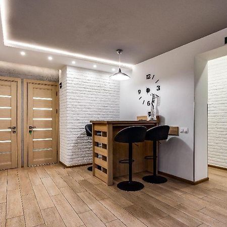 The Cube Rooms Lviv Exterior foto